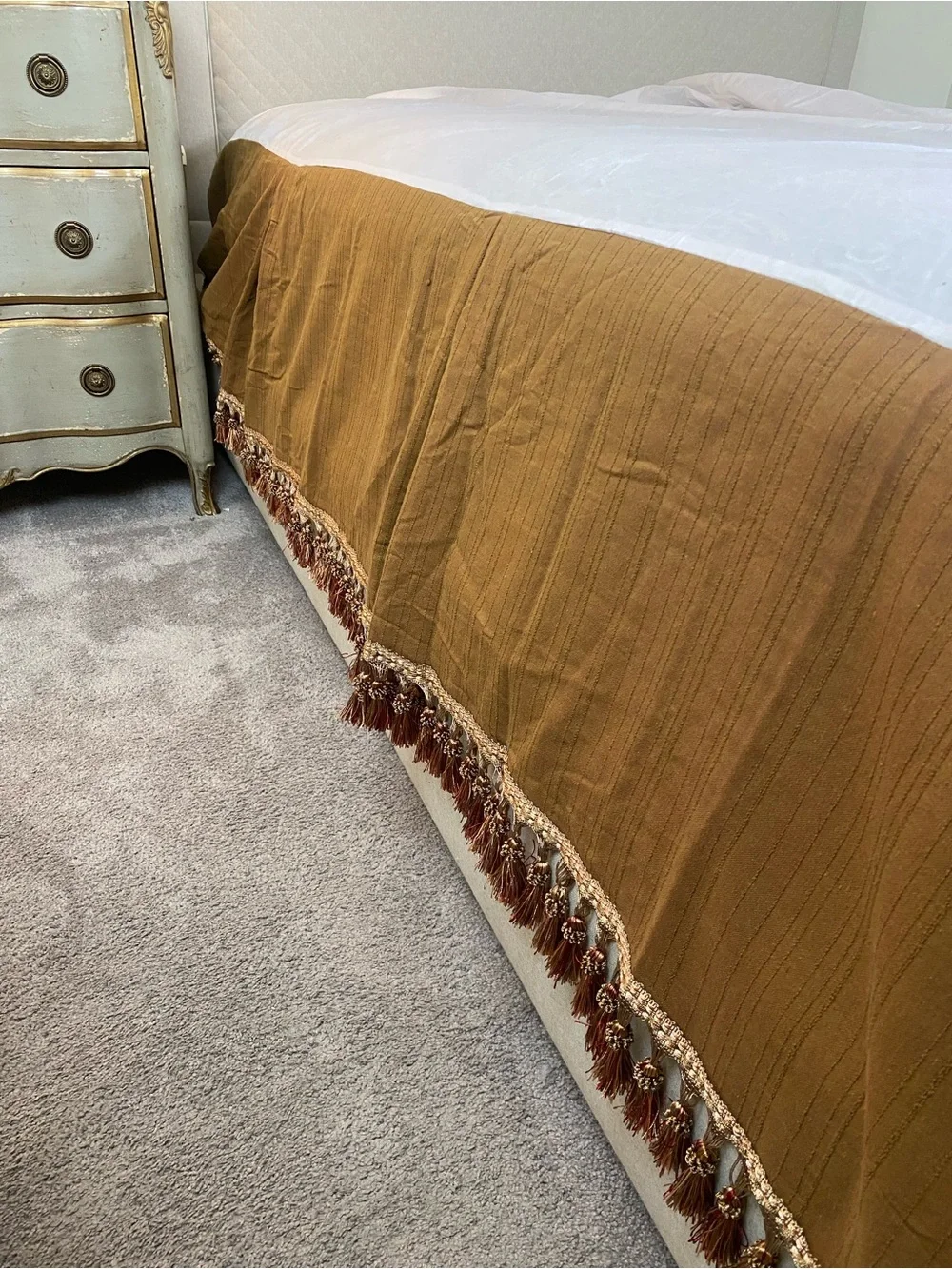 Bed skirt Boho Cinnamon brown with Tassels